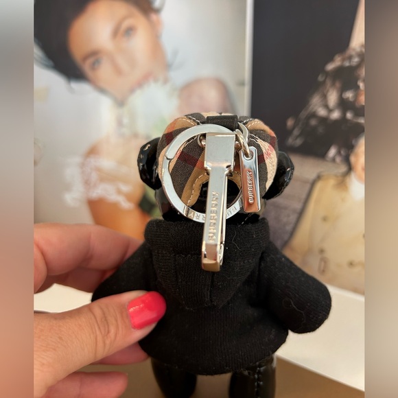 NWOT BURBERRY Thomas Bear “Kingdom” Bag Charm Keychain 100% Authentic - Picture 8 of 11